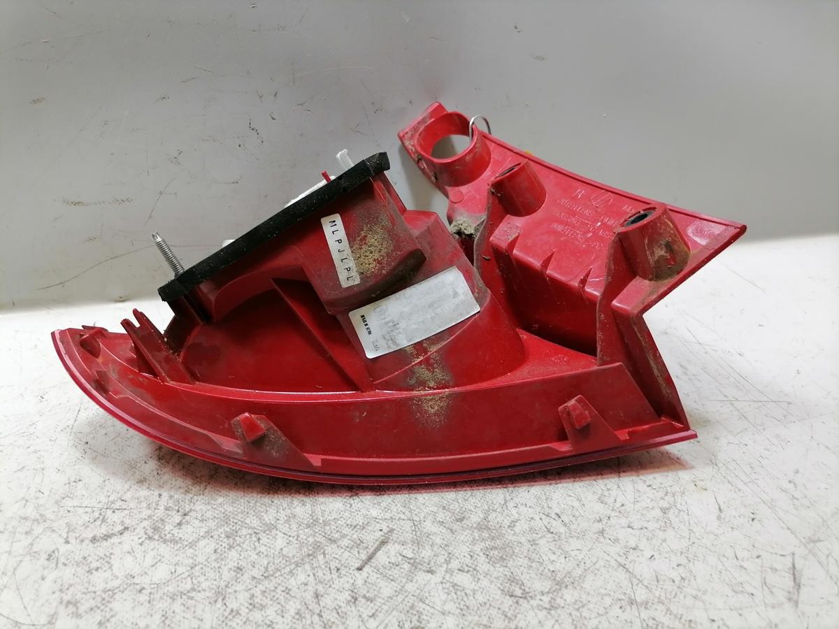 Seat Leon 1P original R&uuml;cklicht R&uuml;ckleuchte Schlussleuchte rechts LED Bj.2012